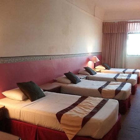 Timotel Mersing Bagian luar foto